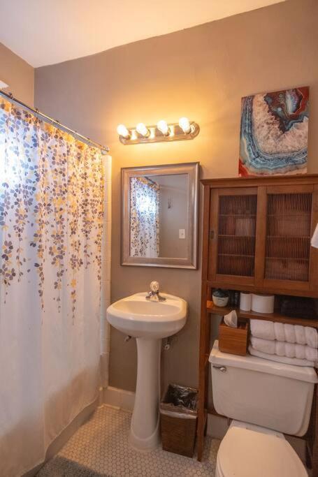 Midtown Bohemian Retreat Apartamento Memphis Exterior foto